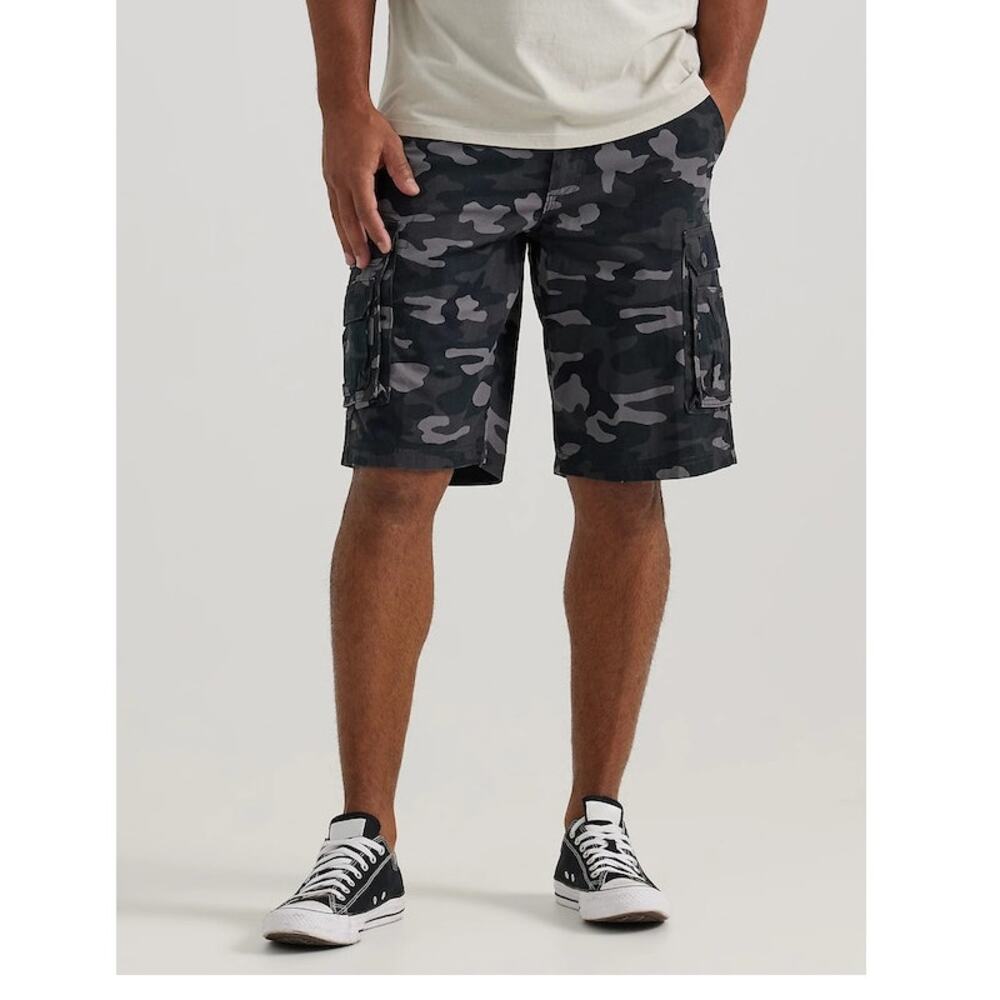 Lee Dungarees Legendary Wyoming Camo Shorts Men 40 Belted NWT